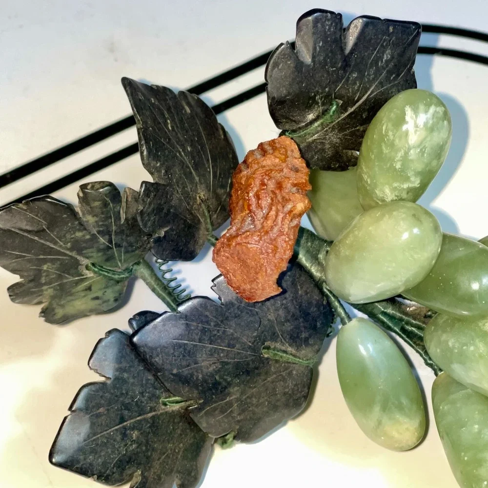 Chinese Green Stone Grapes w/ Carved Jade‎ Leaves Fruit MCM Midcentury VTG